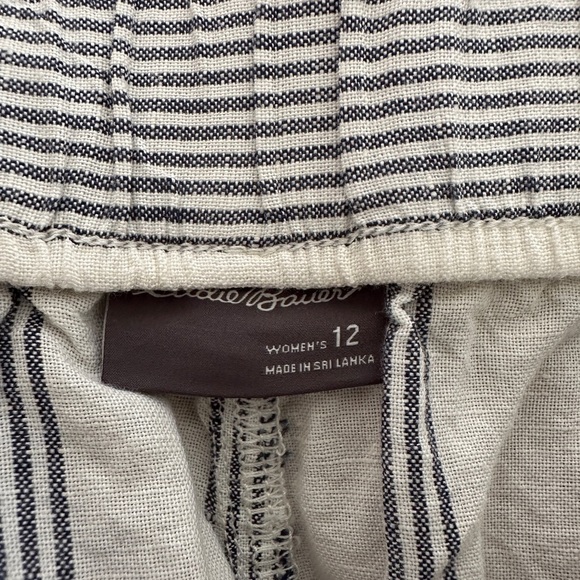 Eddie Bauer | Blue & White Striped Linen Blend Shorts with Belt - Picture 9 of 10